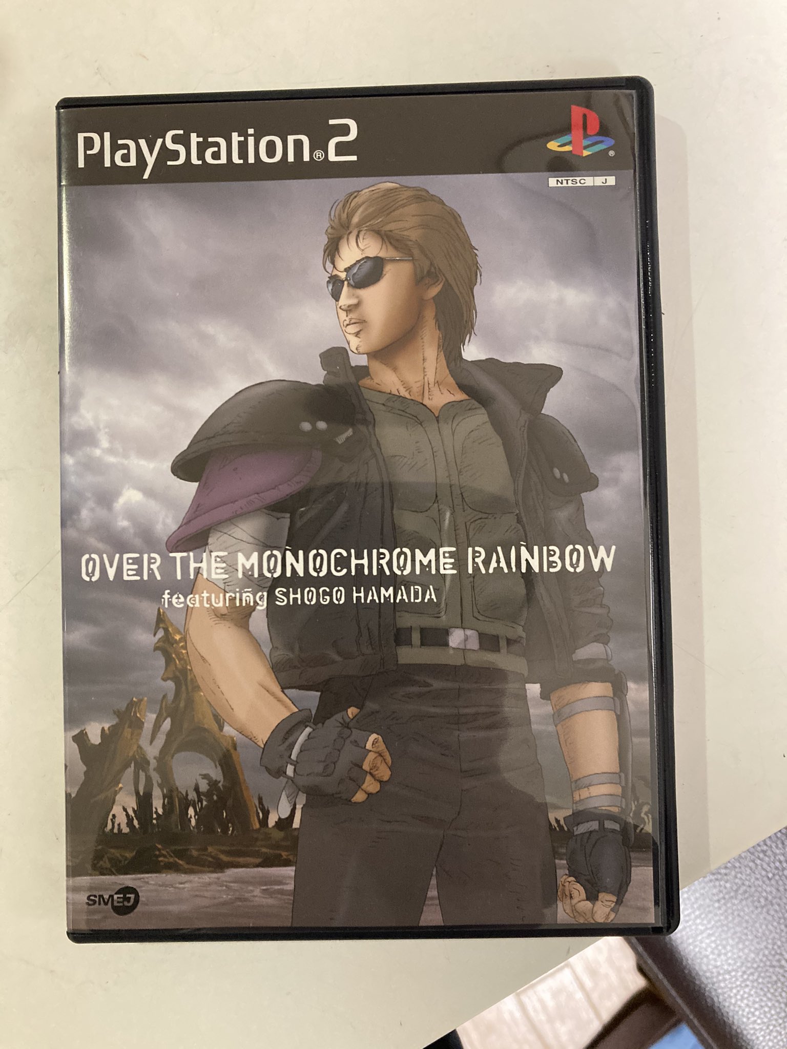 がじ 今日時間が出来たのでbook Offに寄ったのですが 何年も前から探していたゲームに出会えました 浜田省吾が歌で荒廃した世界を救う 世界観が気になって気になって仕方がないゲームです ジャケットから漂う世紀末感がたまりません T Co