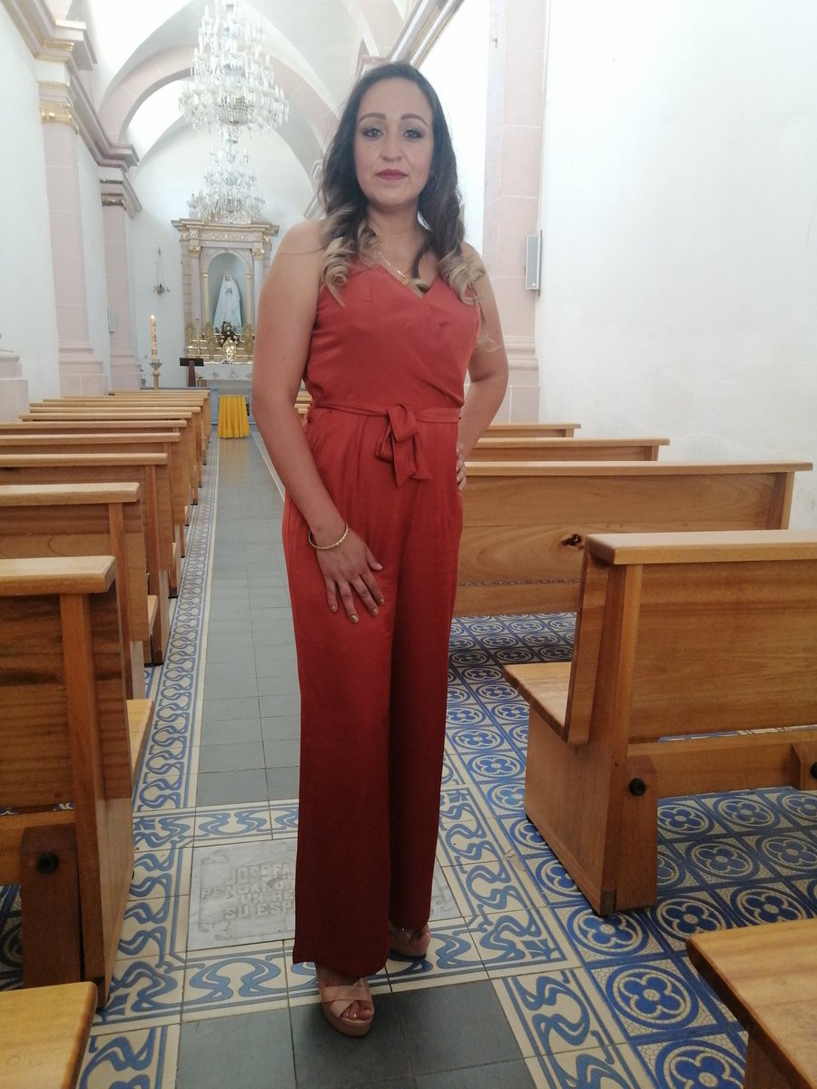 antonio_arredon's tweet photo. Mi amor lindo siempre tan bella
#JuanitoRíos
@antonio_arredon
#Pénjamo
#Chury
#Churipitzeo
#Madrina https://t.co/38IvS9wUAK