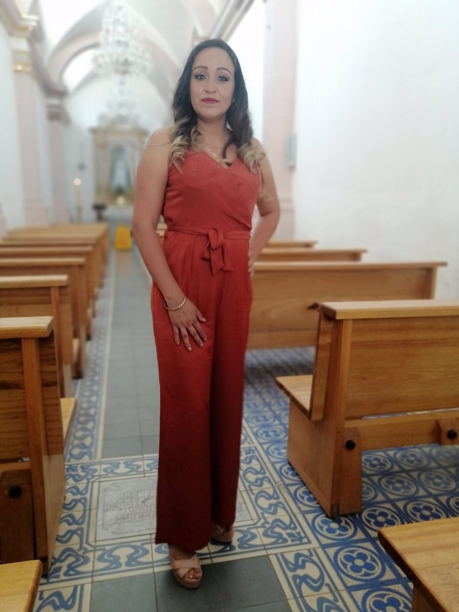 antonio_arredon's tweet photo. Mi amor lindo siempre tan bella
#JuanitoRíos
@antonio_arredon
#Pénjamo
#Chury
#Churipitzeo
#Madrina https://t.co/38IvS9wUAK
