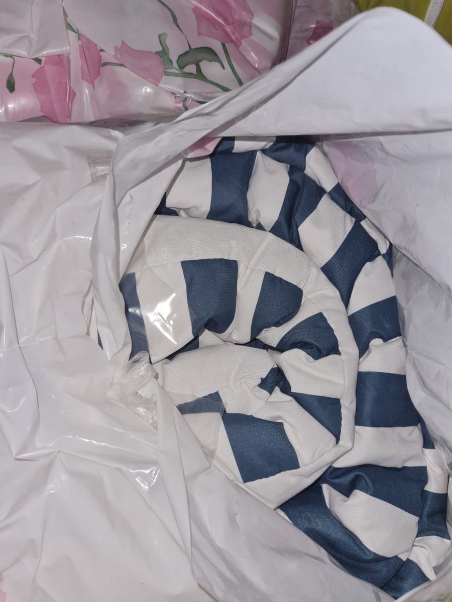 Acolchados Queen Size Reversible ARREDO- Super calientes
PRECIO: $7500 o 2x$12.500
Colores:
- Rojo/Bordó
- Azul Marino
- Rayado Fuccia y Blanco
- Rayado Azul Petróleo y blanco
- Arena
<a href="/VivirenP/">VivirenGralPaz</a>
<a href="/VivireNuevaCor/">VivireNuevaCórdoba</a>
<a href="/Compraventaserv/">Compra Venta y servicios córdoba</a>
<a href="/yo_nva/">YoVendoNvaCba</a>