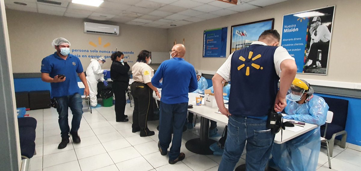 UTSWalmart tweet media