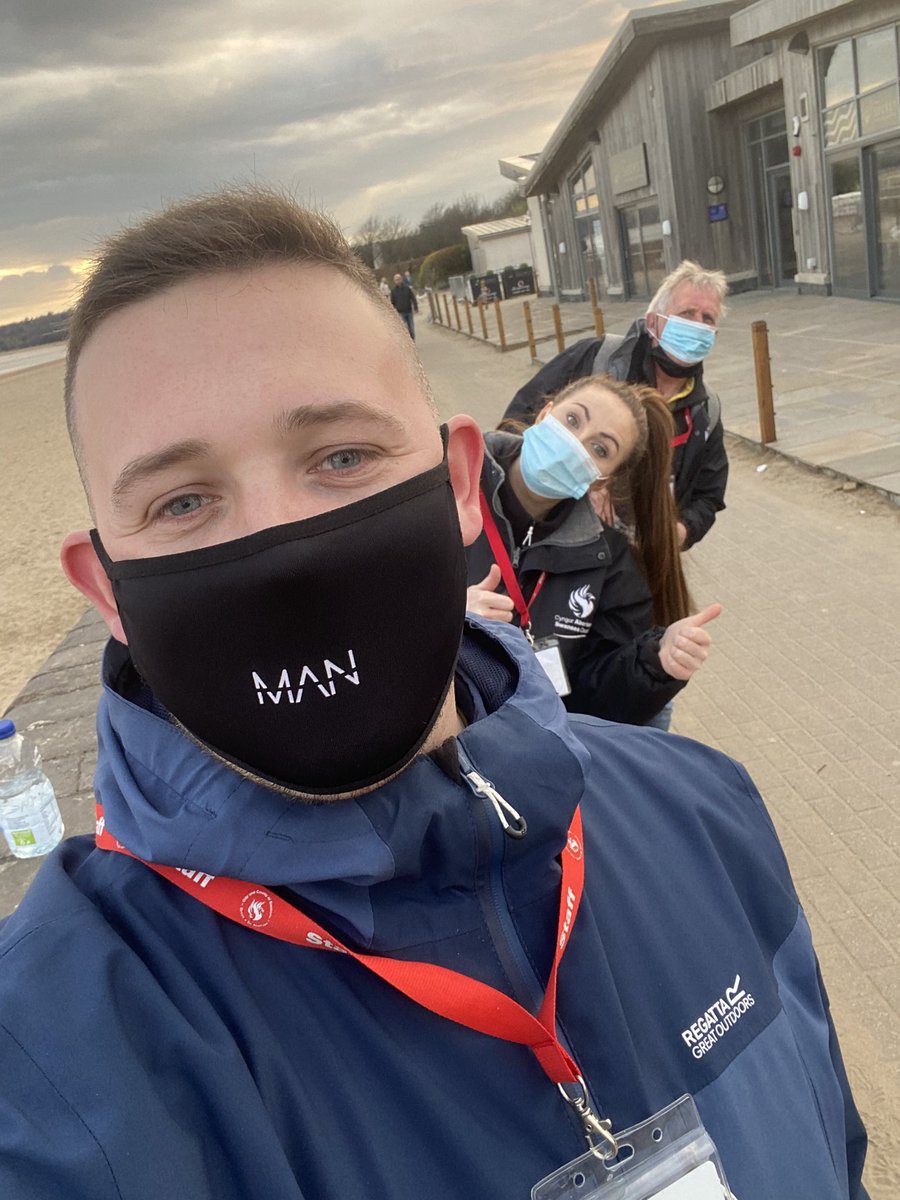 Our #youthworkteam @SwanseaCouncil out and about keeping young people safe down #swanseabay #contextualsafeguarding #youthworkwales @commissionersw @WalesVPU @secret_swansea