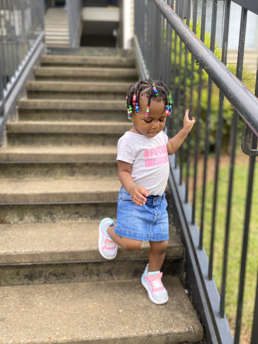 Been_Past_Fly's tweet image. My Beautiful Queen Is Growing Up 😢💙🤞🏾