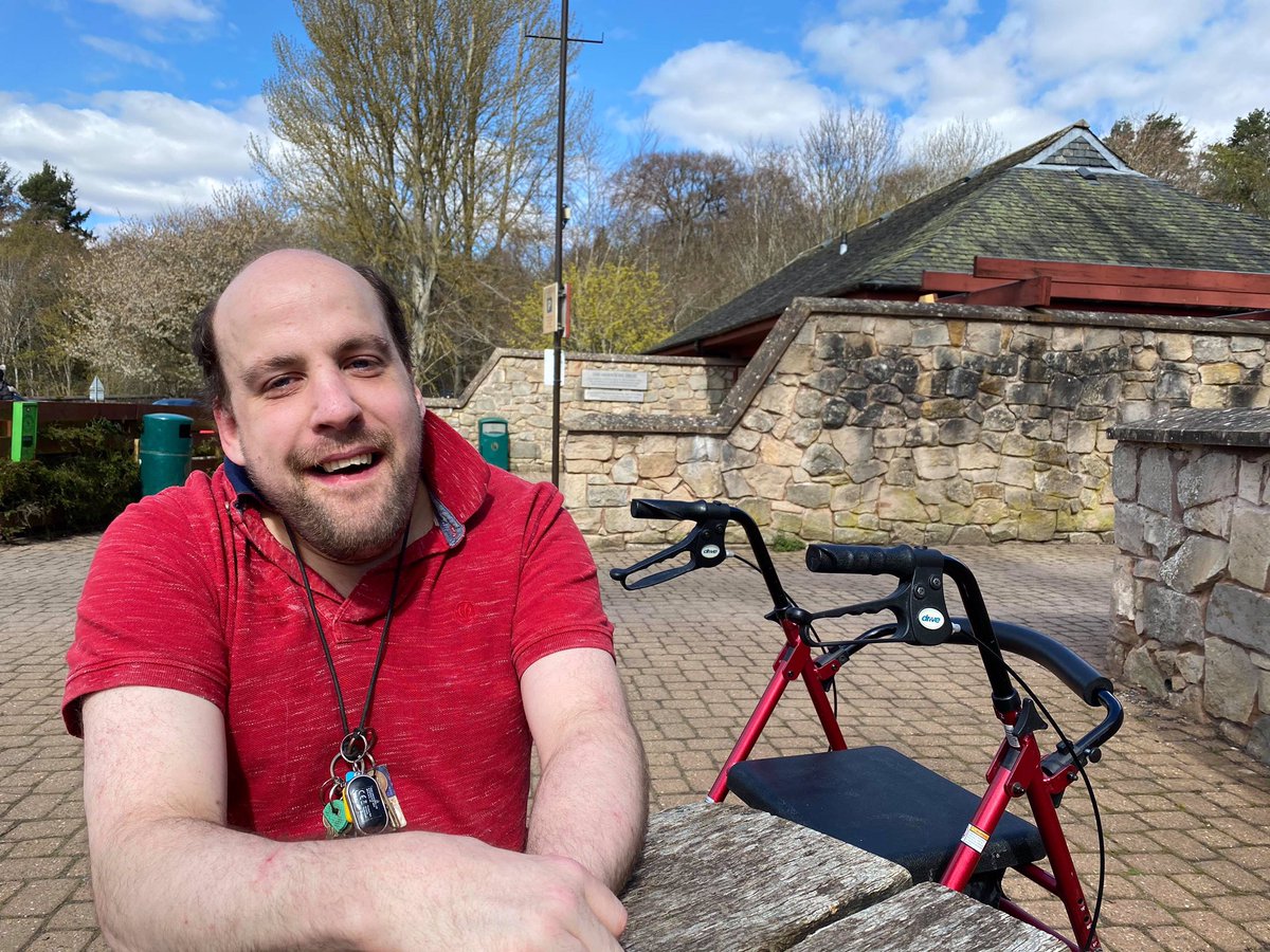 Kenneth enjoyed getting out and about with Lisa from his support team today! They were off to Quarrymill 🚶🏽‍♂️🚶🏻‍♀️☀️😃💙 #TeamNewRow