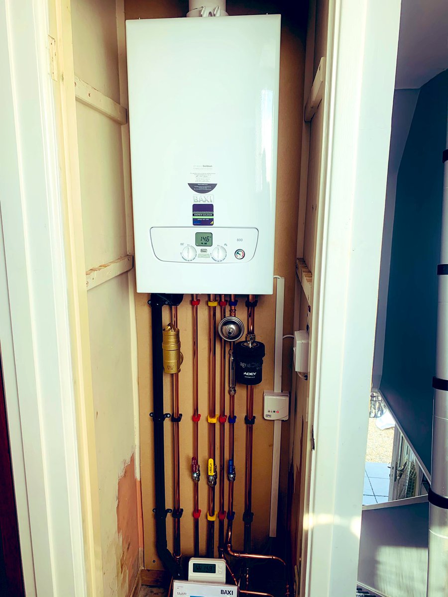 AndrewGoldson1's tweet image. @Matthew97544030 fantastic install by Matt. @BeWarmUK @Checkatrade @baxiboilers @SpirotechUK @ADEY_Pro really pleased with his cracking work.