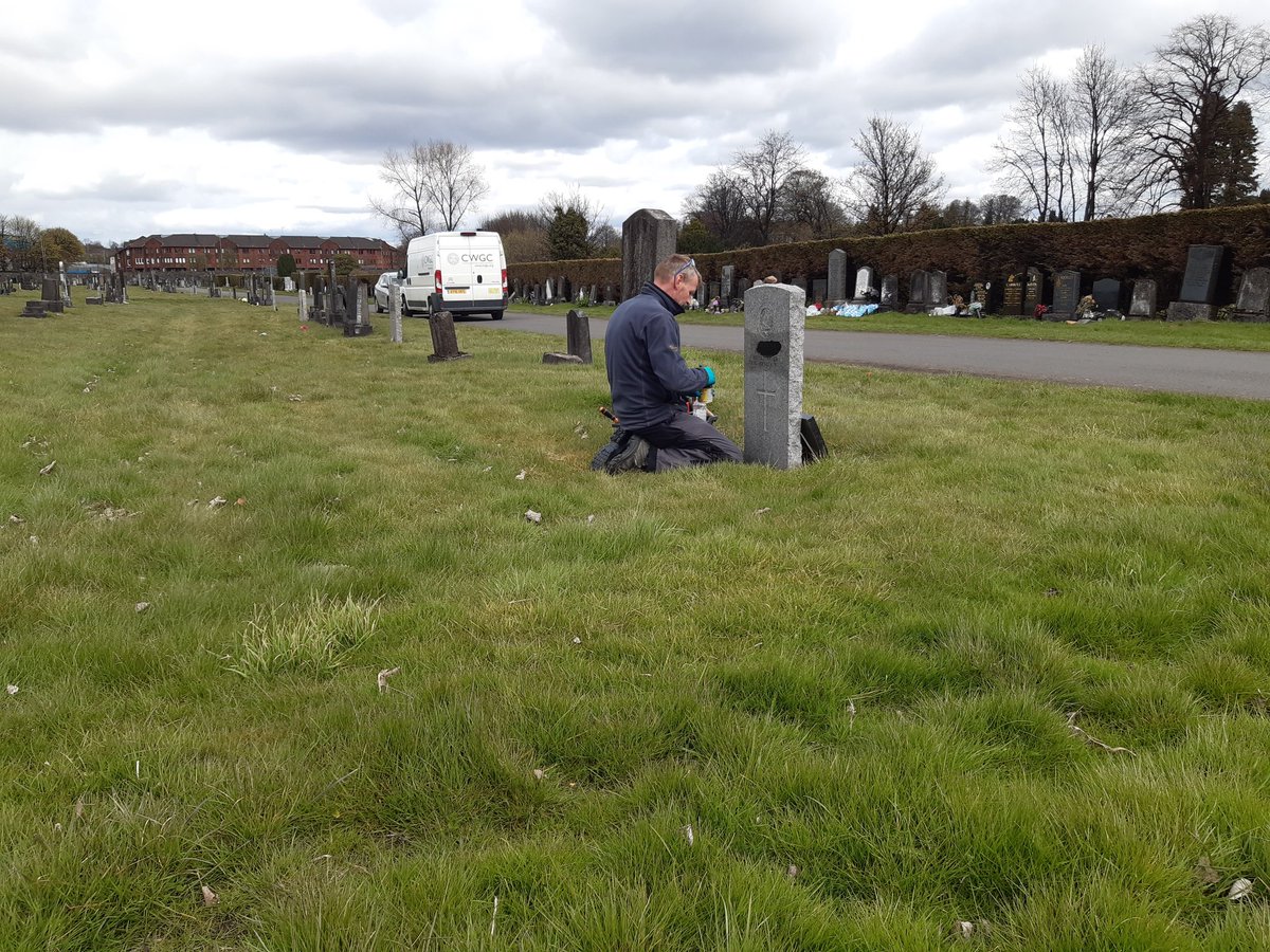 CWGC's tweet image. RT @IainGAnderson: Work is ongoing in Glasgow by @CWGC team who are cleaning and re painting CWGC headstones and some casualties marked on private headstones.
