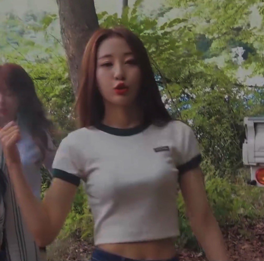 YVESFlLM's tweet image. hi high yves era.. one of her best eras