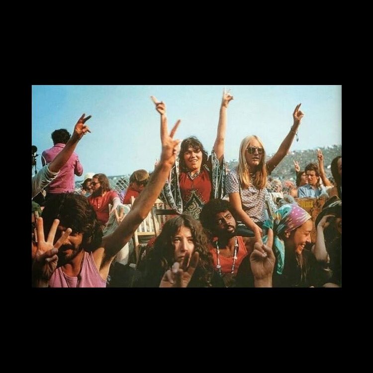 Yass massive thanks to Emma Lamont for opening the Rapal on  <a href="/BBCRnG/">BBC Radio nan Gàidheal</a> show last night with ‘Forgive Me Father’. Listen back now on <a href="/BBCSounds/">BBC Sounds</a> <a href="/bbcintroducing/">BBC Music Introducing</a> now!🔥🔥🔥

bbc.co.uk/programmes/m00…