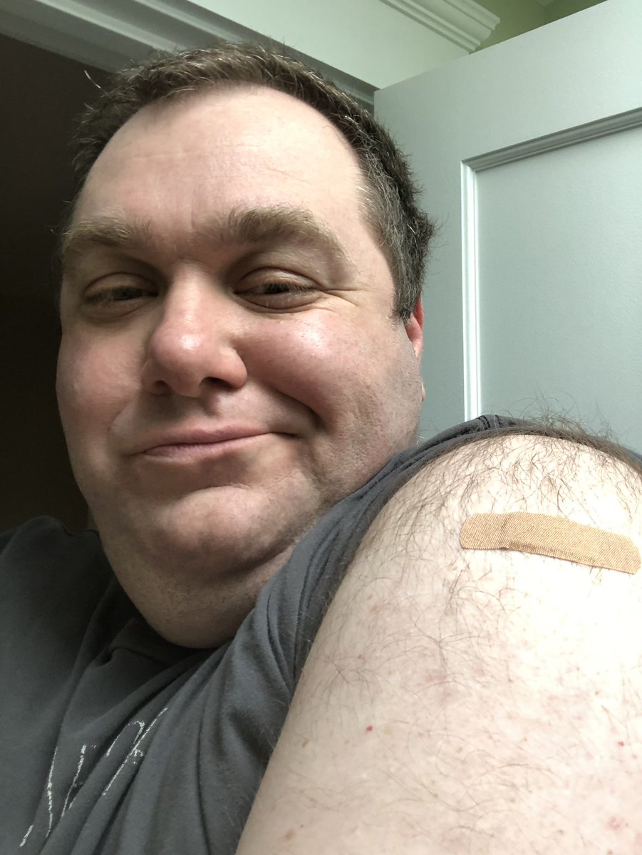 two_step_eve's tweet photo. Got my first dose of Pfizer Sunday, 2nd dose in 3 weeks. #ShotForSam @SamuelAdamsBeer https://t.co/Z3eZB6aDto