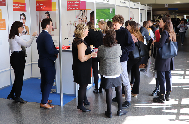 💼 Participa a la Fira d’Ocupació de la <a href="/UniBarcelona/">Universitat de Barcelona</a> el 21 d'abril! Diferents empreses oferiran llocs de #treball i #pràctiques a estudiants i titulats de la nostra facultat.

📝 Prepara el CV i inscriu-t’hi: bit.ly/3sf2N9R
#FiraOcupació #OfertaFeina #Feina #SocUB