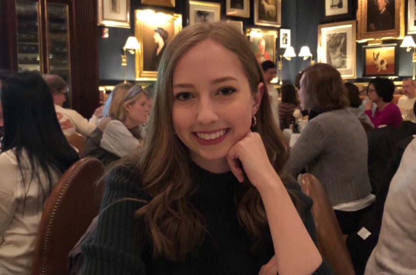 Loyola_Writing's tweet photo. It’s Tutor Tuesday, and today we are introducing you to Callie Schanck! Callie is a Marketing major and her specialties include thesis development and organization. Her favorite ice cream flavor is cookies and cream! Check out our Instagram for her two truths and lie! https://t.co/8OME7s1aGr