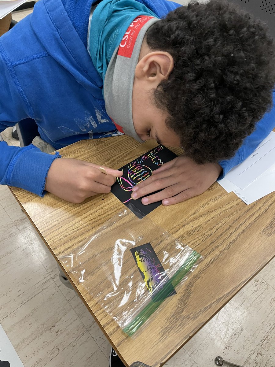 KayGray396's tweet photo. 603 is loving this art project! @MsWindisch @JaguarsSterling https://t.co/SyiZqFmrj7