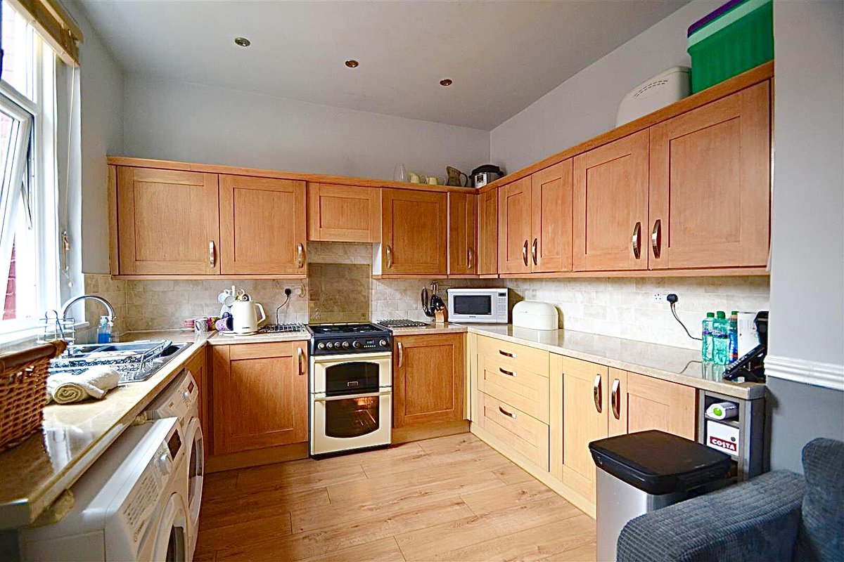 embleys estate agent tweet media