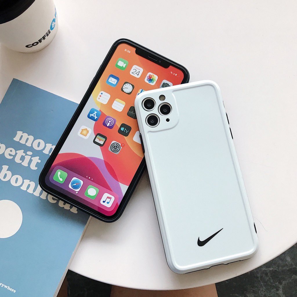 urnewcasing's tweet photo. So cool la this casing guys π which one is your fav ? letβs choose ! Raya nak dekat dah π kan best tukar casing yang dah pudar with a new casing π Baru la semangat nak selfie π€³
.
.
#casingphonemurah #nikecasing #casingnike https://t.co/Lin6PUJf7J