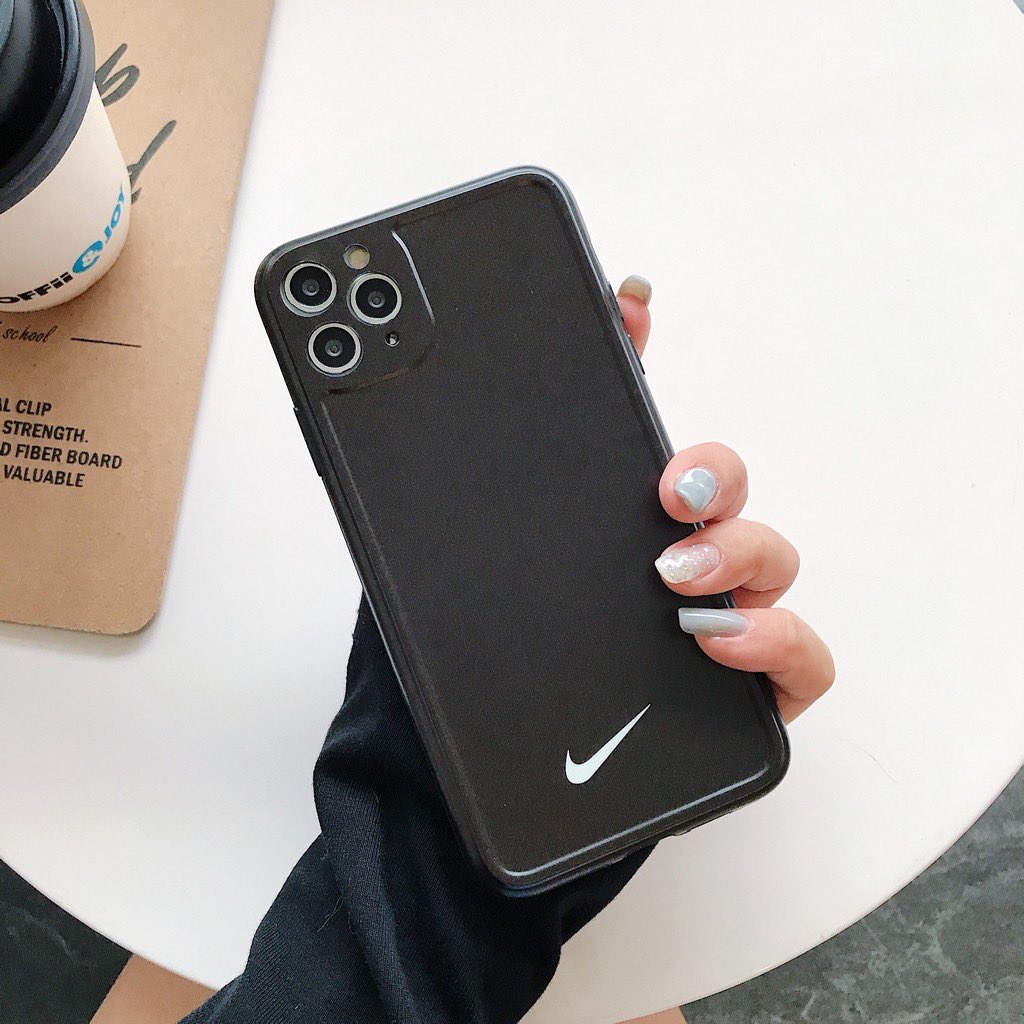 urnewcasing's tweet photo. So cool la this casing guys π which one is your fav ? letβs choose ! Raya nak dekat dah π kan best tukar casing yang dah pudar with a new casing π Baru la semangat nak selfie π€³
.
.
#casingphonemurah #nikecasing #casingnike https://t.co/Lin6PUJf7J
