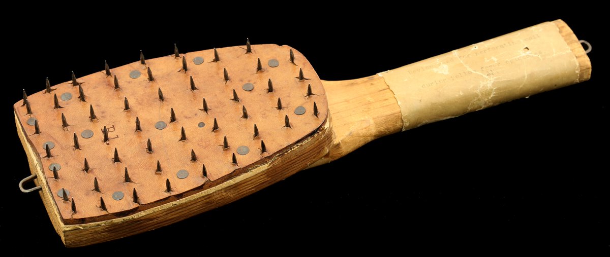 @amhistorymuseum @NMNH @NationalZoo This 1899 wooden paddle with a nail-studded face was used to perforate mail for fumigation against yellow fever. It didn't work. (Yellow fever, as scientists later verified, is transmitted through mosquito bites.) The paddle is now in our @PostalMuseum's collection.