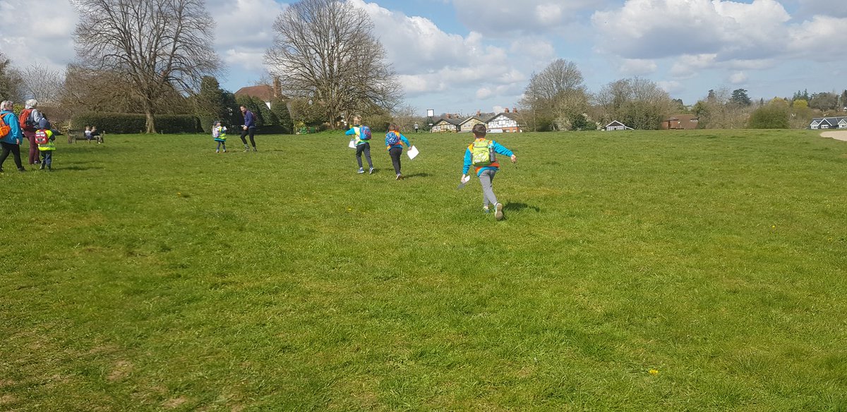 Lovely morning out with the Beavers on the Cookham Dean Easter Trail. A very well organised route by the school and village. Thank you! #CookhamDean #Maidenhead #Cookham