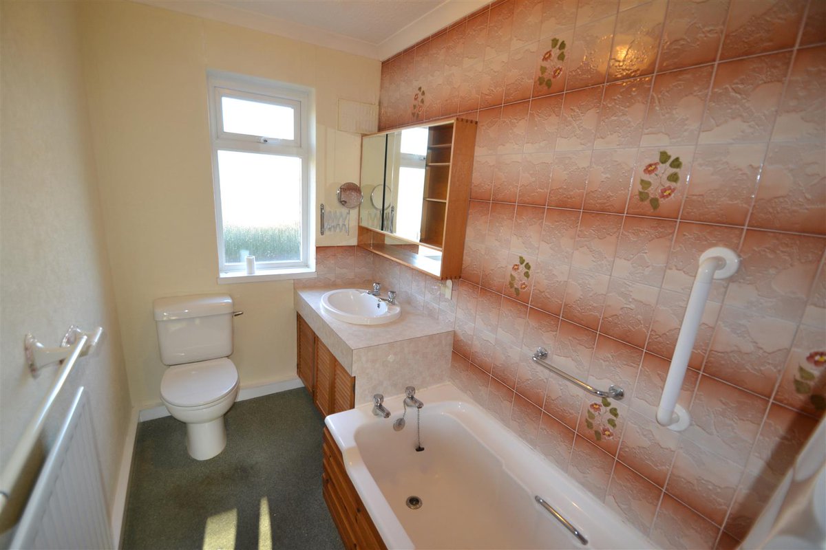 embleys estate agent tweet media