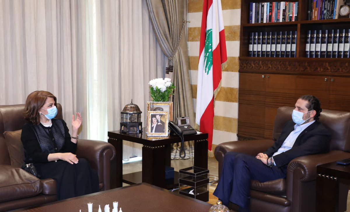 saadhariri's tweet photo. استقبل رئيس الحكومة المكلف سعد الحريري عصر اليوم في بيت الوسط الفنانة ماجدة الرومي برفقة شقيقها عوض الرومي. https://t.co/J2pBGden7W