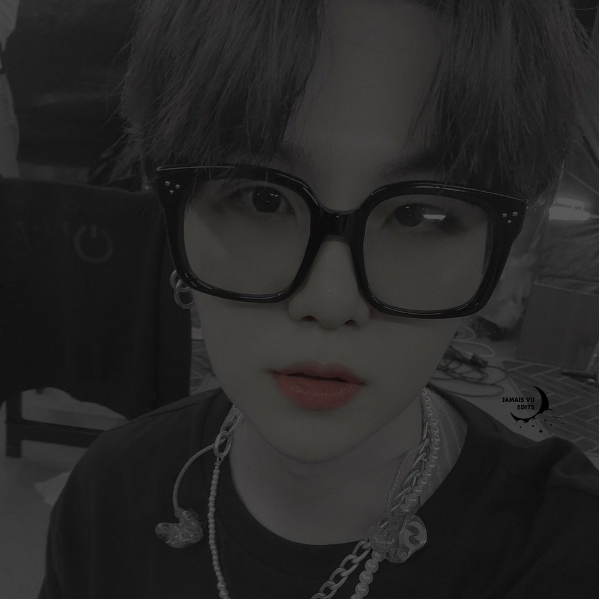 Jamais Vu edits tweet media