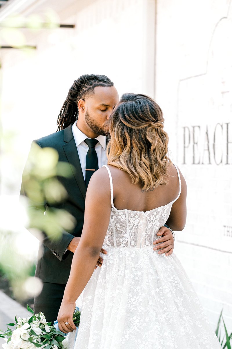 DheeShamonte's tweet image. Thought I’d share some of the photos from our amazing styled shoot 💍✨