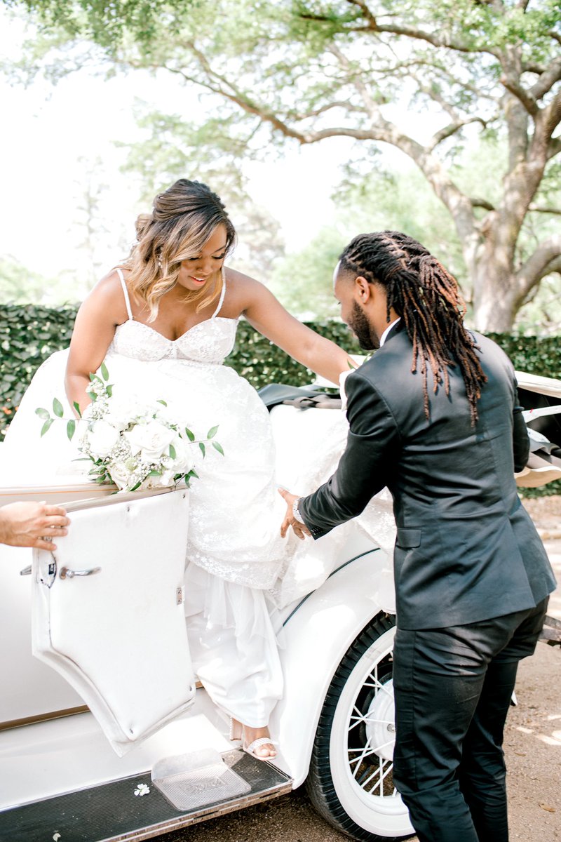 DheeShamonte's tweet image. Thought I’d share some of the photos from our amazing styled shoot 💍✨