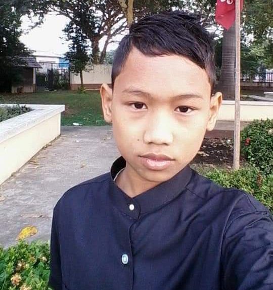 DrYamone's tweet photo. Today in Yankin ward, #Myitnge, the terrorists (#Myanmar security forces) violently beat and abducted an underage youth - said his cousin. #Apr13Coup #WhatsHappeningInMyanmar #NoFlyZoneInMyanmar https://t.co/kLRCxmpq47