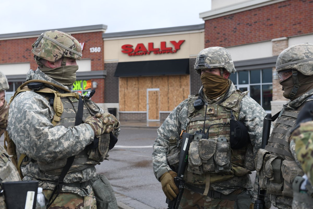 Minnesota National Guard tweet media