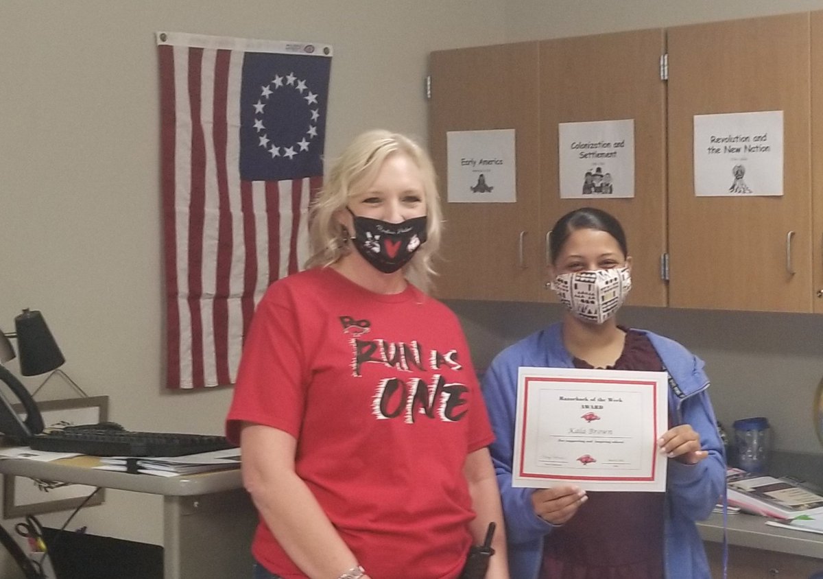 RodeoPalms's tweet photo. Congratulations to our staff Razorbacks of the week! #razorbacks #RodeoPalms https://t.co/fSMx6iyyyy