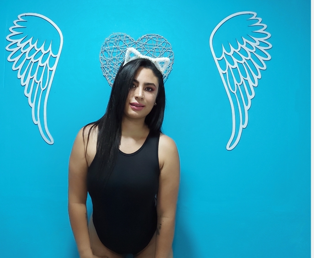 StreamateModels's tweet photo. Angelic. @AndhreaExotic #Streamate #StreamateModel #CamModel #sexy #babe https://t.co/6MoXbOkIHa https://t.co/GifOJ1M0Qn