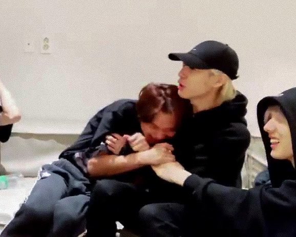 nctxrps's tweet photo. 동런 https://t.co/eHyuMYCGTF