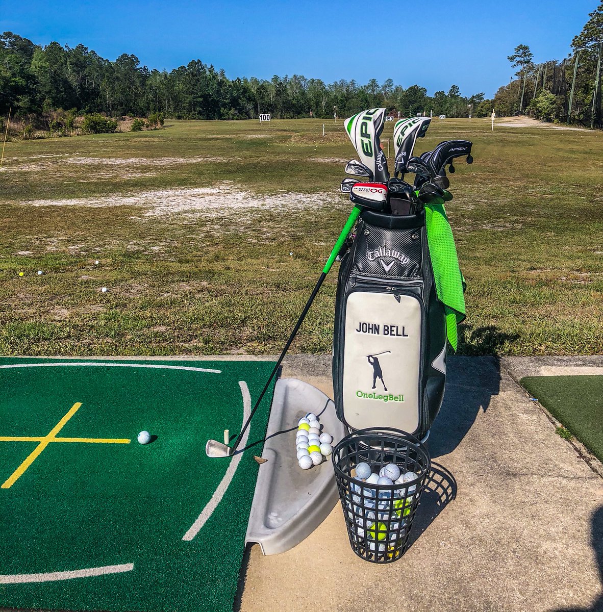 OneLegBell's tweet photo. Great day training and getting ready for our first adaptive tournament of the year next week in Tucson, AZ. Practice, clean, and repeat. #callawayadaptiveteam #teamcallaway #callawaygolf #callawayepic @CallawayGolf https://t.co/TjwvxHvqn9
