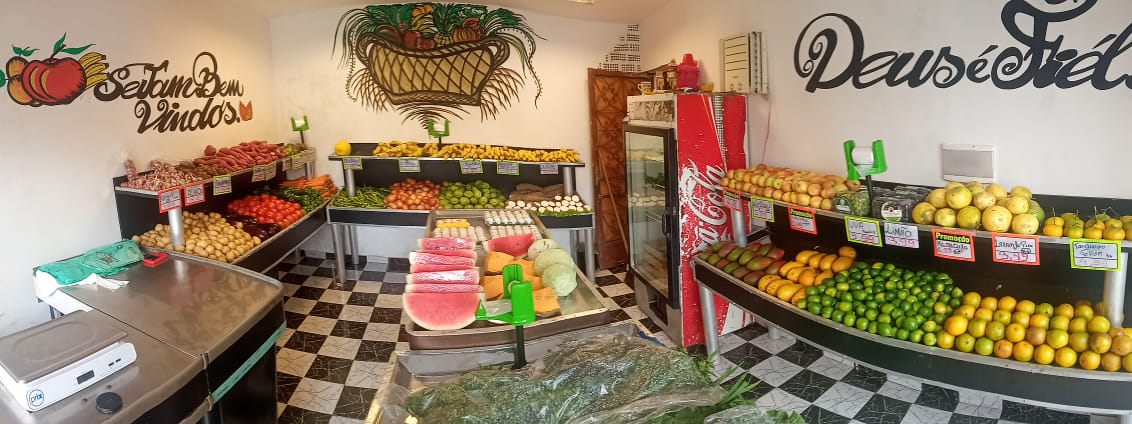paradotrr's tweet photo. Fala família vim divulgar o nosso novo sacolão " Paraíso do Sabor " que agr se encontra no Terreirão com tudo fresquinho e bastante promoção pra nossa comunidade.. Da aquele RT pra ajudar o amigo Tmj 💪🙏❤️🍎🍍🍉🍓🥦🍌 https://t.co/xUjIPGnshq