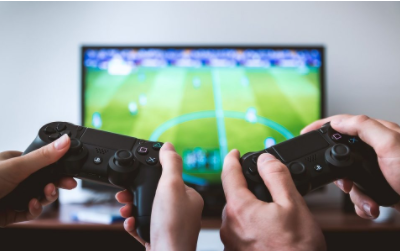 inc_jank's tweet photo. Michael Hilliger, one of the artists of Jank Inc, talks about his view on making a successful SGX game: https://t.co/2eTdgbtdH2 https://t.co/uGu3q9m5HF