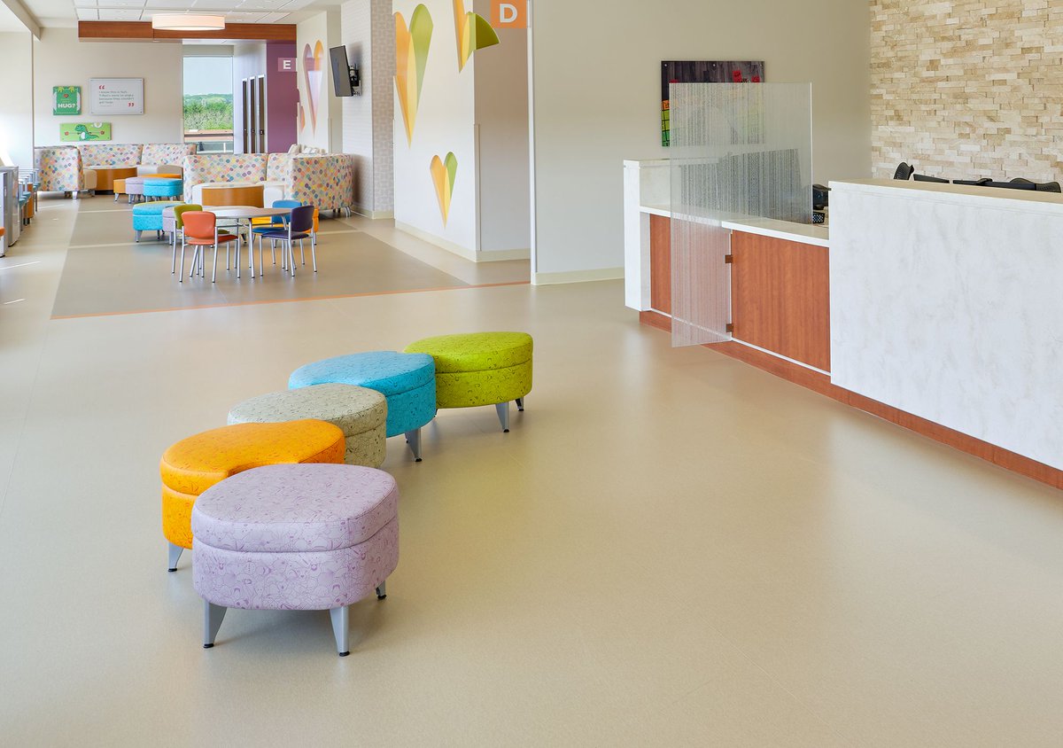 Leaflette benches were specifically designed with children in mind - small in size but big on personality.  Join together or pair with adult models to adapt to the needs of any space. buff.ly/2Qn4h4A
.
.
.
#arcadiacontract #childrensfurniture #healthcaredesign