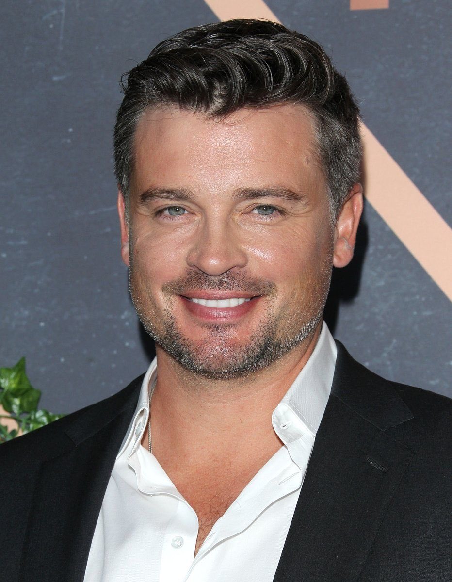 том уэллинг кларк кент. том уэллинг 2023. Tom welling. том веллинг 2021. Tom welling.