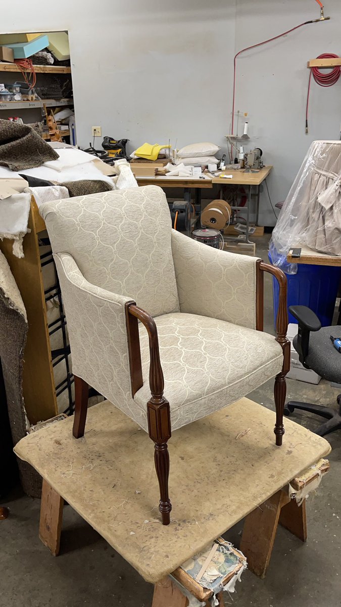 DeronBy's tweet photo. A completely refurnished chair ready for delivery! Interested in something similar? Visit us at https://t.co/iMuLg22QSF https://t.co/vM2gH2j4VK