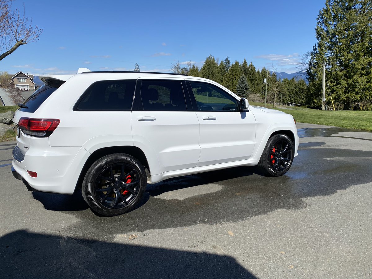 GIRLinGREASE's tweet image. Clean! Finally get to show her off! #SRT #lovemybaby