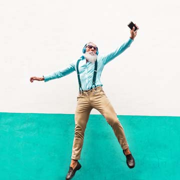 "Being happy never goes out of style." - Lilly Pulitzer
#happy #CaptionMate #CallsYouCanSee #accessibility