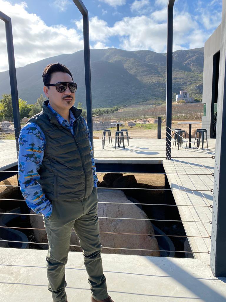 luisitodelnorte's tweet photo. Tómame una foto así como que no me doy cuenta! #natural #sinposes #littletiger #luisthelittletiger #chilebolita #luischilebolita #lostigresdelnorte #wine #winecountry #vino #actitudpositiva https://t.co/9nan6eCdr5