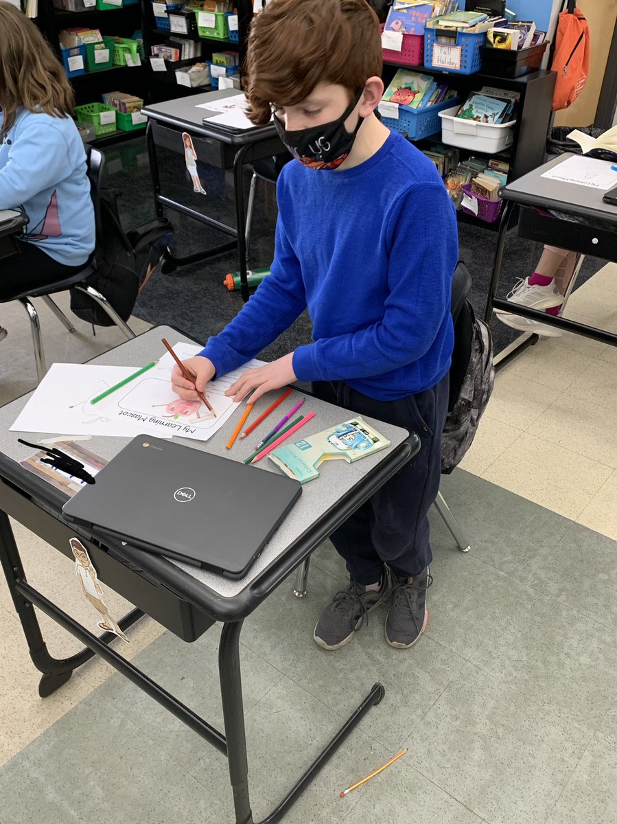MrsLeo129's tweet photo. @carrie_baughcum @Mrs_Plascencia had fun with some awesome 5th graders today! They created Learning Mascots to help get through the rest of the year, and to get ready for middle school! They were so creative! π₯° #fearnlearns #makeadifference129 https://t.co/HiVKhUZg79