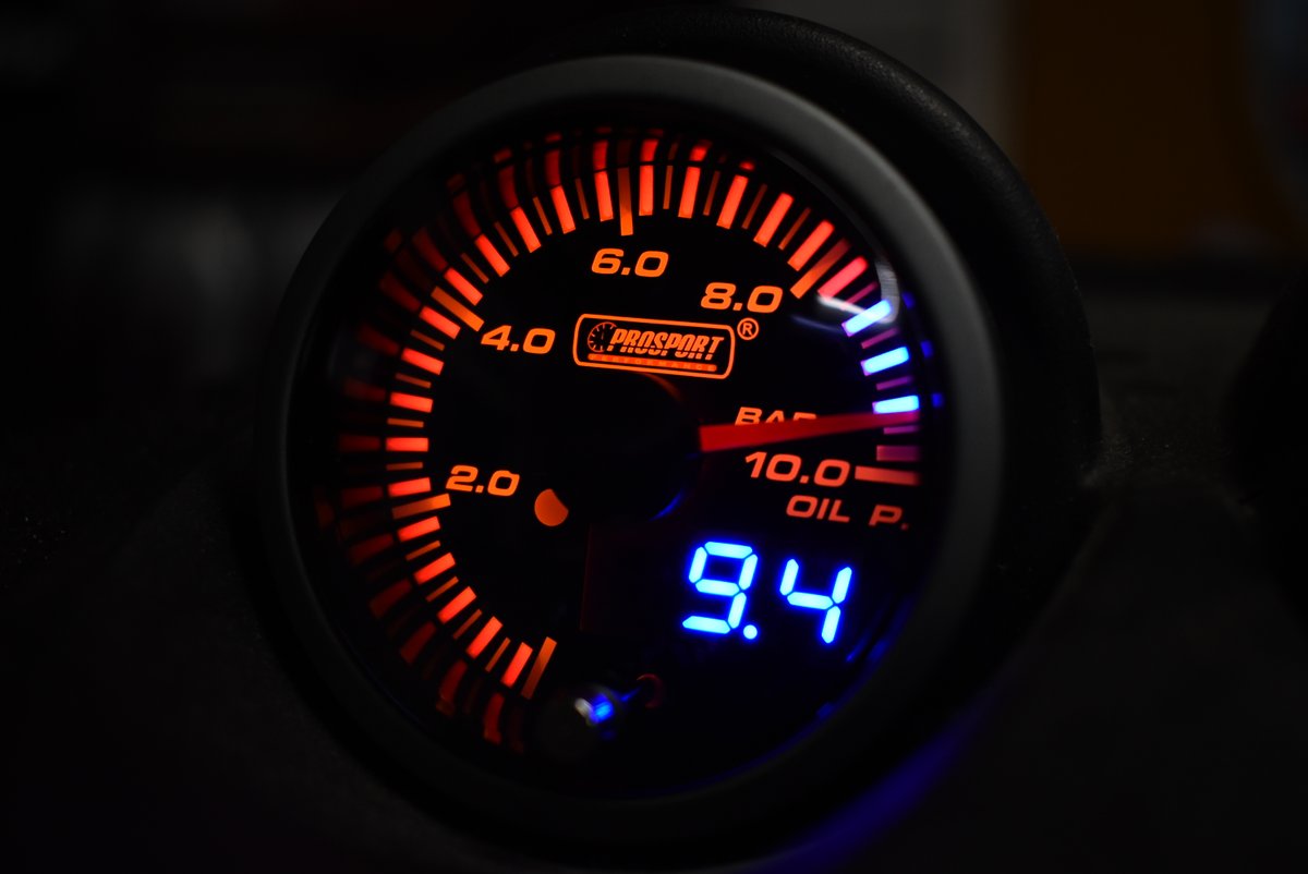Scoobyworld_UK's tweet photo. ProSport JDM Gauges back in, these can be programmed pure blue or amber/blue (as pictured).
Peak warning function, sensors included.
More info at https://t.co/Qi0R4tTvxB https://t.co/53XIv1FHWX