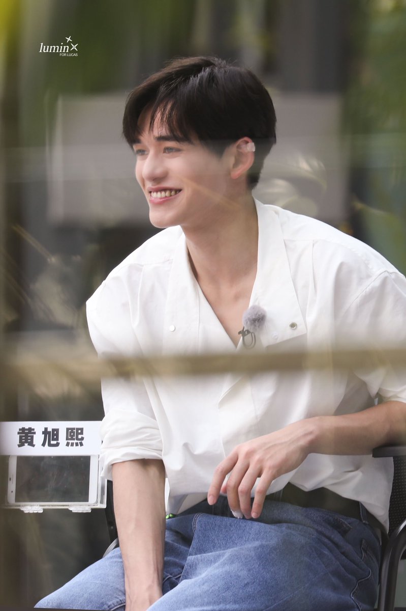 hourly lucas (@hourlylucas) on Twitter photo 