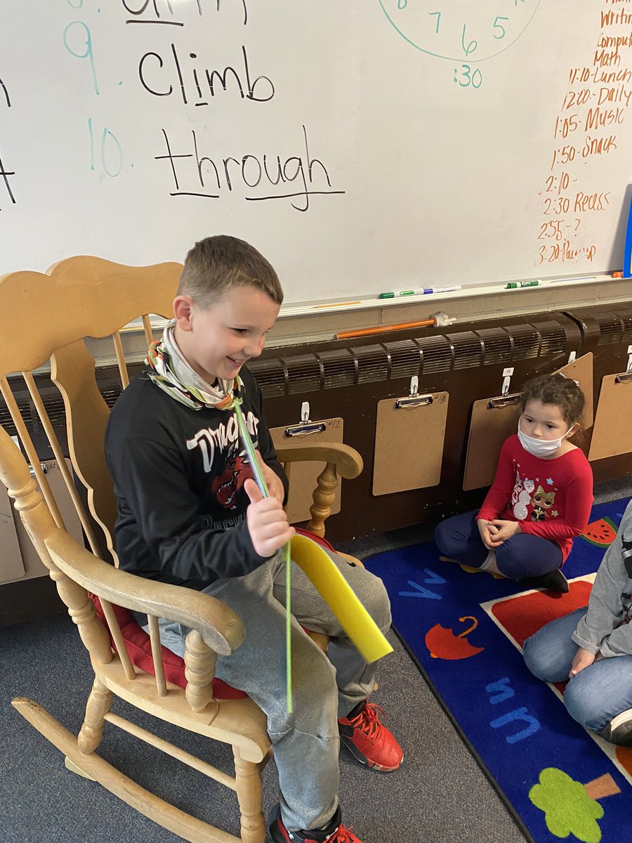 MrsSortorsclass's tweet photo. Two special guest readers in our room today. A second grade former student and one of our very own classmates read to us today! Great job! @MorrishDragons @swartz_creek https://t.co/2A7MDZWTDO