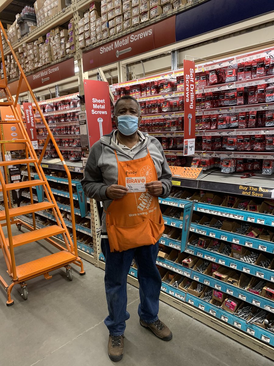 Alberto Ruiz Jr (@albertoruizjr) on Twitter photo ***Safety Bravo Alert*** 
Great Job Mr Pauly on practicing ladder safety day in and day out! Keep up the great work!! ***Safety Bravo Alert*** 
Great Job Mr Pauly on practicing ladder safety day in and day out! Keep up the great work!!