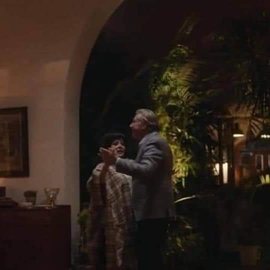 3mr_mo7sen's tweet image. I hope you find the one who stays with you until you are both grey and old .. ♥