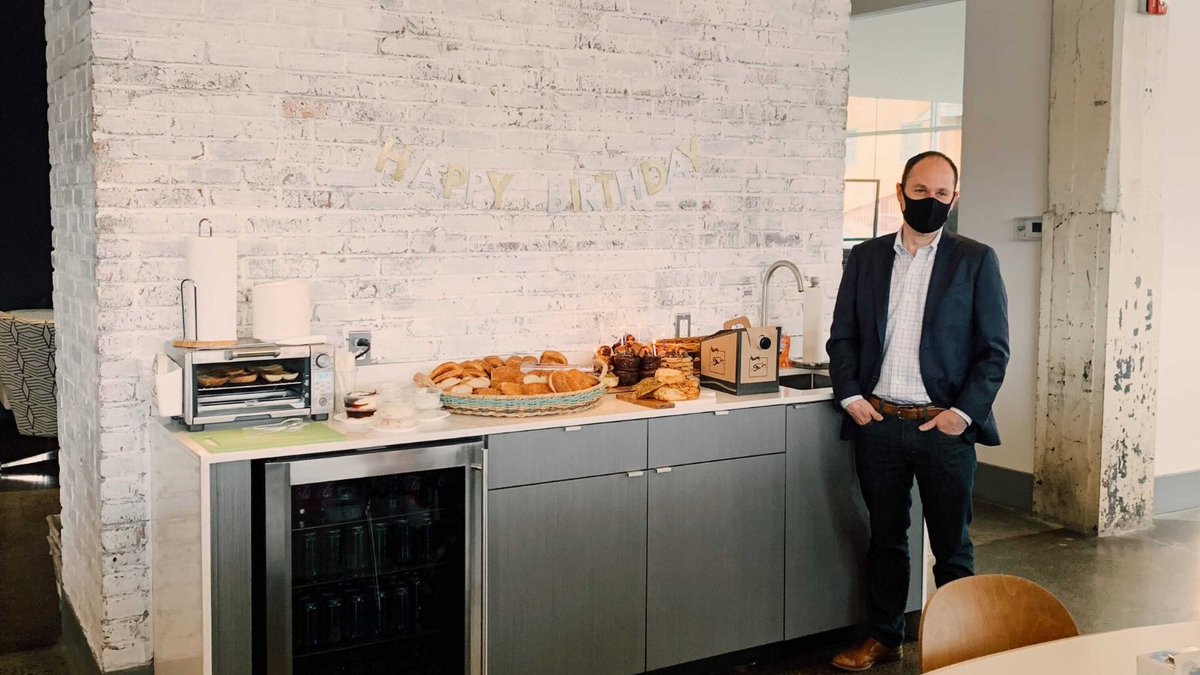 Celebrating our Founders birthday, the socially distant way! We are wishing Ori the happiest of birthdays as we enjoy our delicious breakfast from a Philly favorite, K'Far 🥯