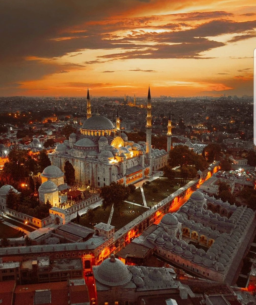 Süleymaniye Camii'nden gün batımı
 
Fotoğraf tariksaroglu IG