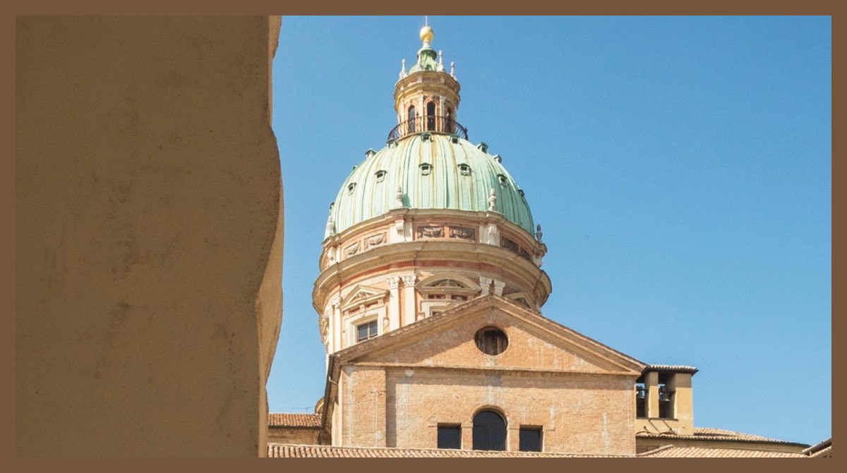 TEDxREmilia's tweet photo. Per vivere un’esperienza davvero indimenticabile, abbiamo scelto una location di eccezione: i Chiostri di San Pietro, da qui le parole dei nostri speaker arriveranno dritte al cuore.  Foto di #RiccardoVarini #reggioemilia #TEDx https://t.co/aK1JsEwwMA