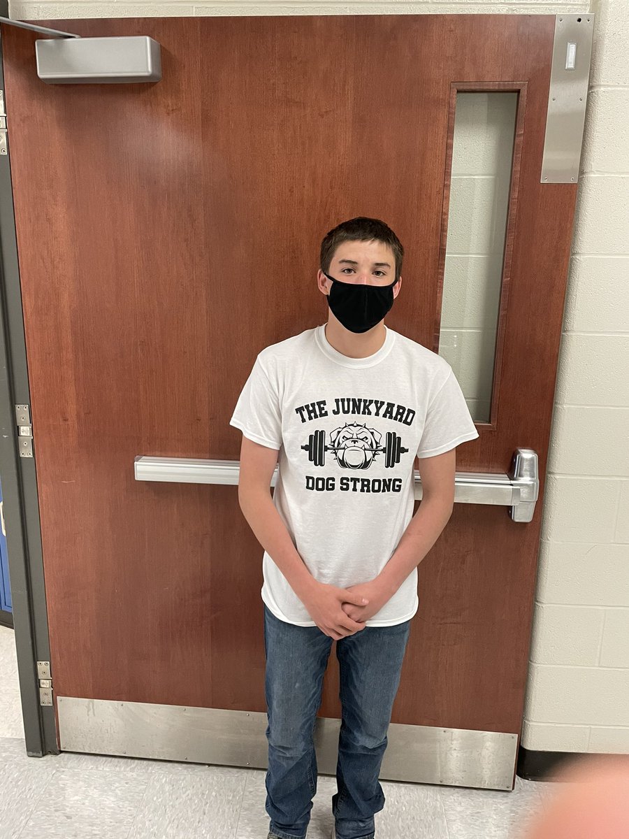 coach_king_ohs's tweet photo. Special congratulations to our first athletes earning their COMMITMENT, CULTURE, CHARACTER shirts!
Nate Lowe
Brett Cheney
And congratulations to ALL the athletes earning their bands this week. Putting in work!
#commitment #culture #character
#WeTheDogs #junkyarddogs #dogstrong https://t.co/lDZ6n1C6Jw